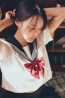 十八岁新疆女RAPPER
